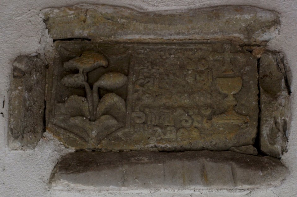Escudo da Capela de Mazaeda