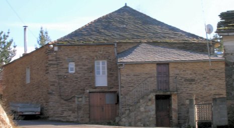 Vilabol de Abaixo de Lamas de Moreira, A Fonsagrada (Lugo)